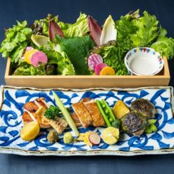 “純鶏”名古屋コーチン特上もも肉・むね肉とつくねの盛合せ　約二人前