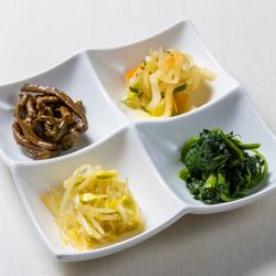 Assortment of four kinds of namuru