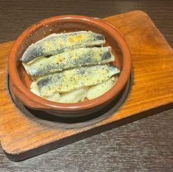 香草面包屑烤沙丁鱼