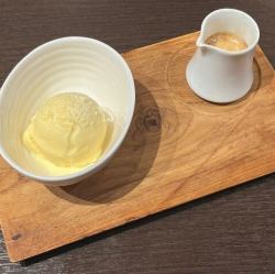 香草冰淇淋咖啡馆阿芙佳朵