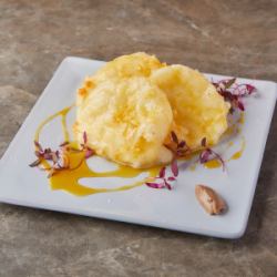 Mozzarella fritto with honey sauce and anchovies (2 pieces)