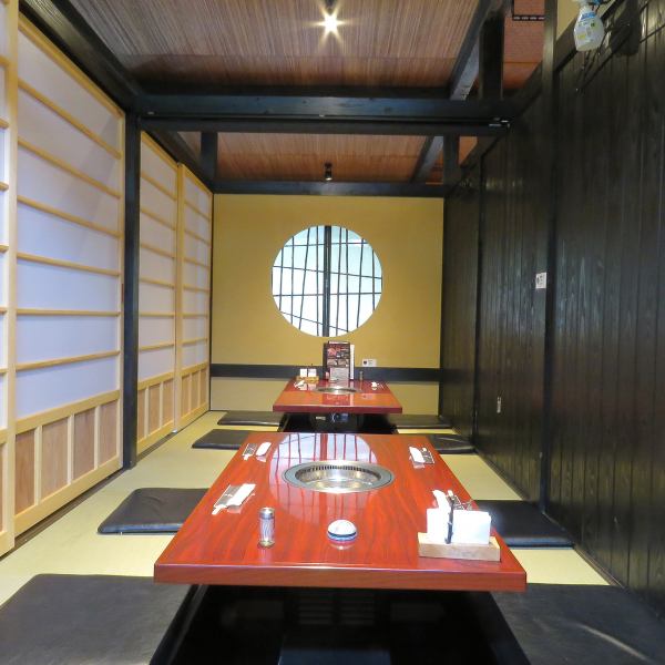 [For family use and banquets ◎] We also have tatami mat seats that can accommodate up to 10 people and table seats that are ideal for banquets.There is also a semi-private room, which is available from 2 people.A semi-private room for 4 people ensures a spacious and private space for families and children.We can accommodate a variety of situations.