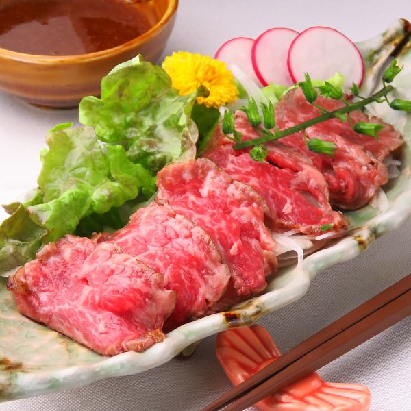 [Wagyu beef tapping] using A5 rank Japanese black beef is our best! 1580 yen