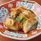 Deep-fried dumplings with sweet and sour sauce [4 pieces]