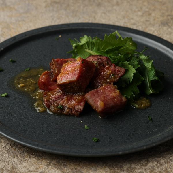 一品一品にこだわった本格イタリアン☆「和牛切り落としサイコロステーキ～ガーリックソース～」