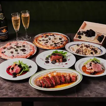 【サーロイン付き】【食べ放題ブラックコース】ソフトドリンク飲み放題付き★全69品 5300円(税込