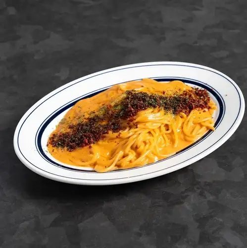 ベーコンのトマトクリームパスタ