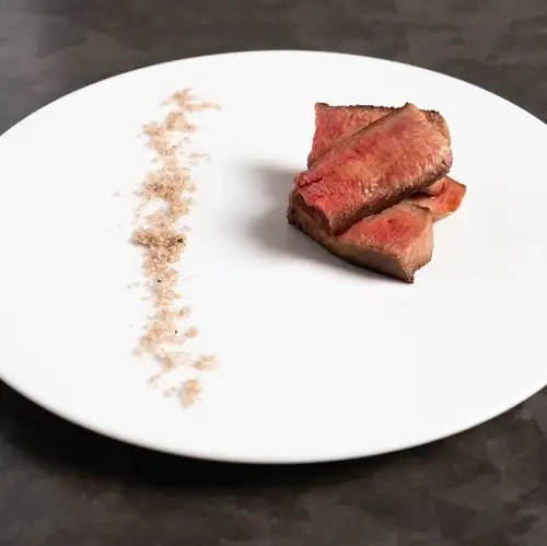 ブラッターチーズとトリュフのトマトクリーム