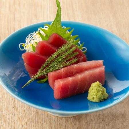 中トロと天身のマグロ盛り合わせ