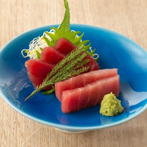 中トロと天身のマグロ盛り合わせ