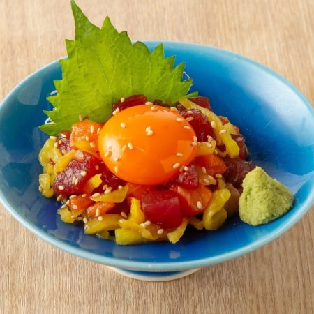 海鮮ユッケ