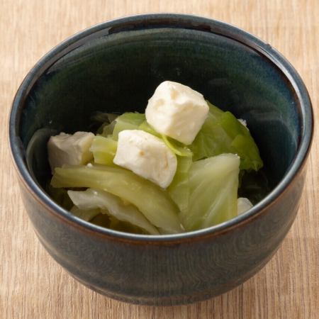 クリームチーズとキャベツの柚子胡椒和え