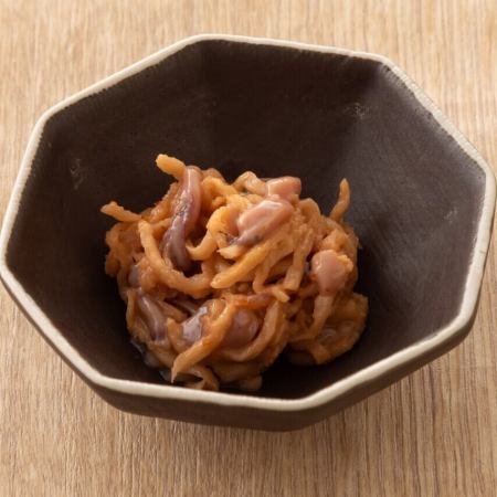 イカの塩辛と切り干し大根のピリ辛和え