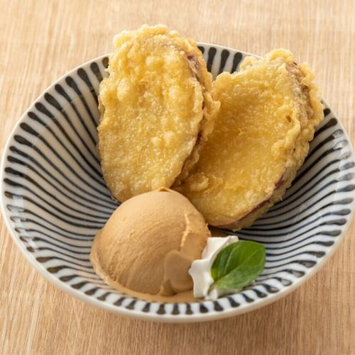 さつまいも天ぷらと塩キャラメルアイス