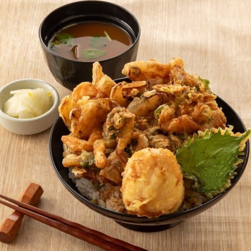 海老と三つ葉のかき揚げととろ玉天丼