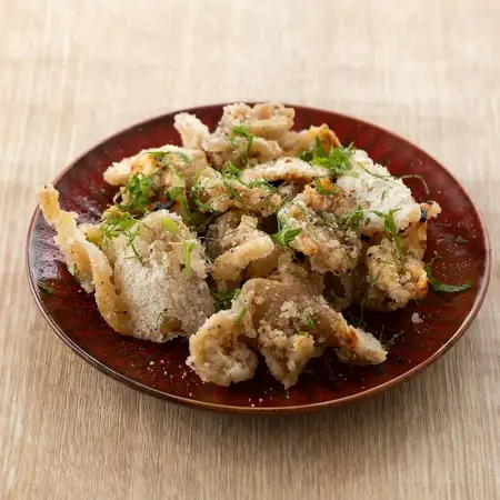 パリパリ鶏皮焼き（塩胡椒・タレ）