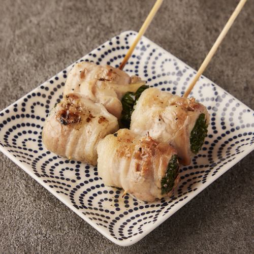 Rolled skewers (with spring onions)