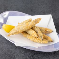 Deep-fried silver-stripe round herring