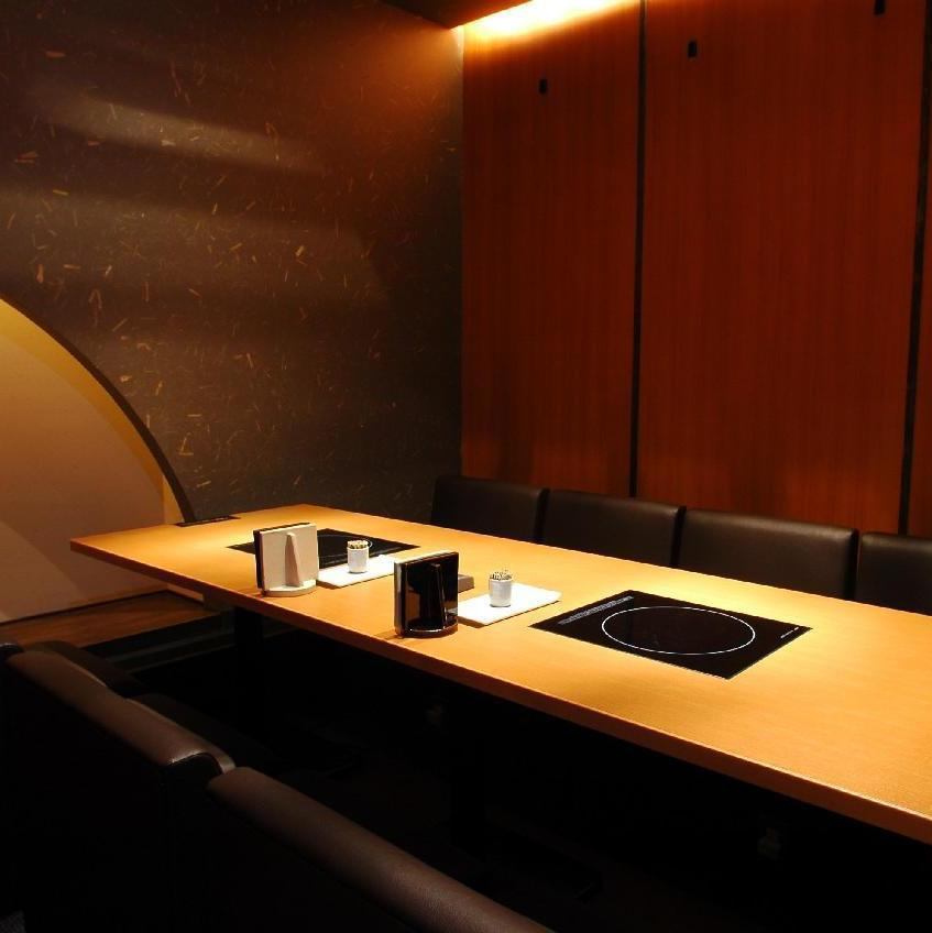 A completely private room with a calm atmosphere.You can relax on the sunken kotatsu.