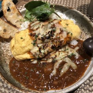 和牛スジオムハヤシライス
