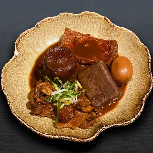 牛すじ土手煮と味噌おでん盛り