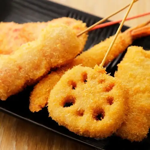 【開発を重ねた秘伝の串揚げ】