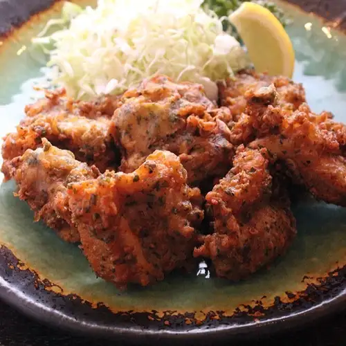 なにがし特製唐揚げ