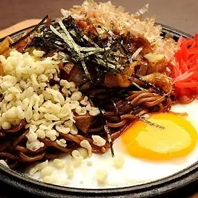懐かしのソース焼きそば