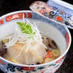 You can take out a la carte dishes such as Kyoto traditional vegetable obanzai, natural seafood, Matsusaka meat, etc. 450 yen to 5500 yen (excluding tax)