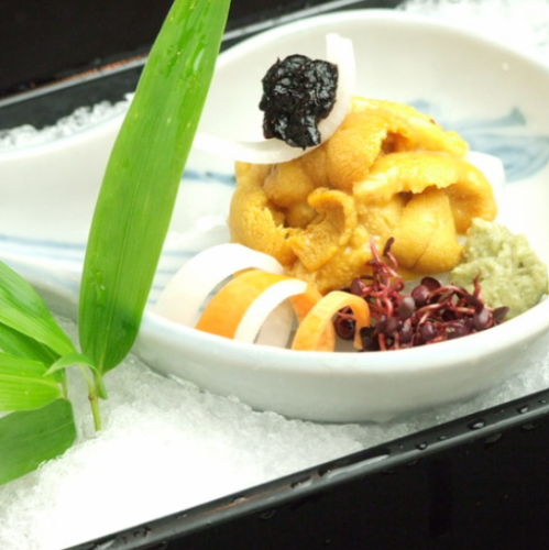 <Nemuro> Raw sea urchin sashimi