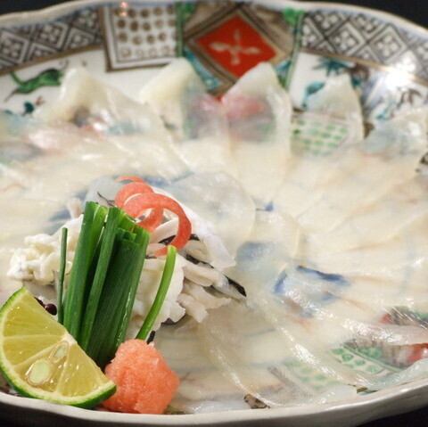 〈壱岐〉ふぐ薄造り