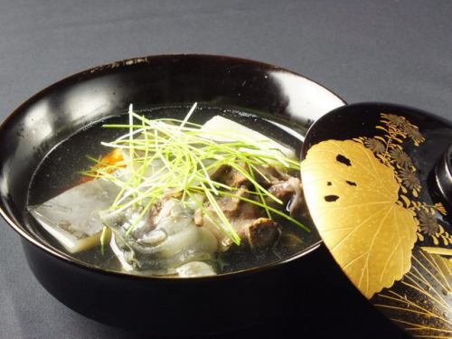 白葱とすっぽんの椀物