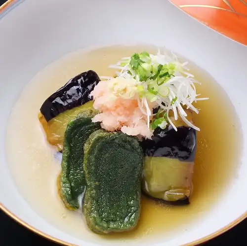賀茂茄子と蓬麩の揚げ出し