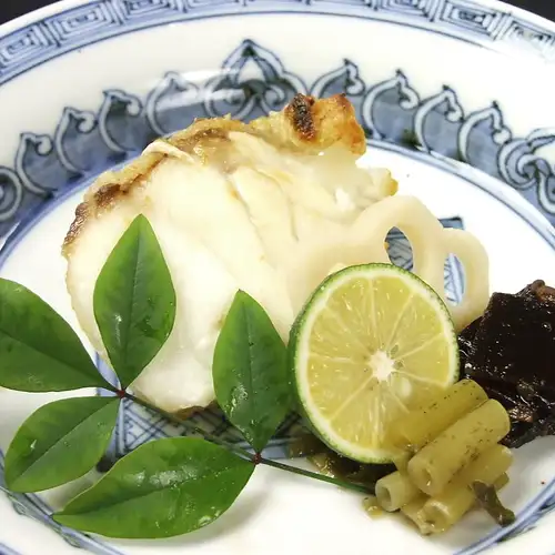 <Amakusa> Natural Grouper Grilled with Salt