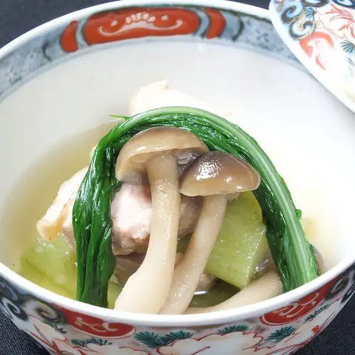 Simmered taro stems and Cochin chicken