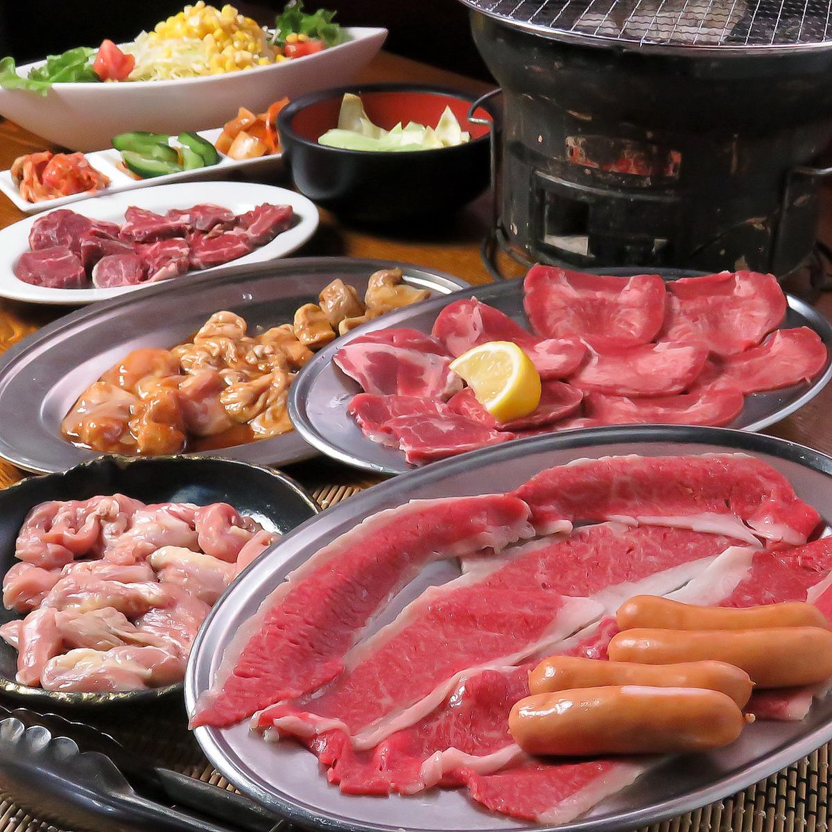 Meal courses including tongue start from 3,000 yen! Even with all-you-can-drink, it's 4,500 yen♪