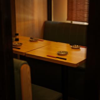 錦糸町で特別なデートや記念日に…▽2名様から使える広々な個室をご用意しました。二人きりのプライベート空間で、周りを気にせずゆったりとお食事と会話をお楽しみいただけます。大切な人との忘れられないひとときを、ぜひ当店の個室で。人気のため、早めのご予約がおすすめです。