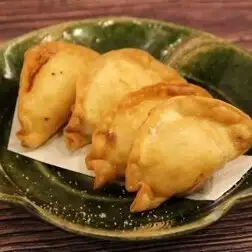 沖鰆ととうもろこしの揚げ餃子