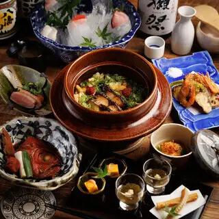 《全8品＋2時間飲み放題》料理長厳選の旬食材を堪能する【伊勢菊 宴コース】