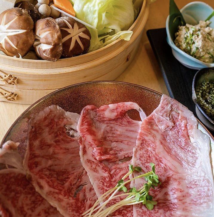 [For entertaining guests and banquets] We offer shabu-shabu using Agu pork!