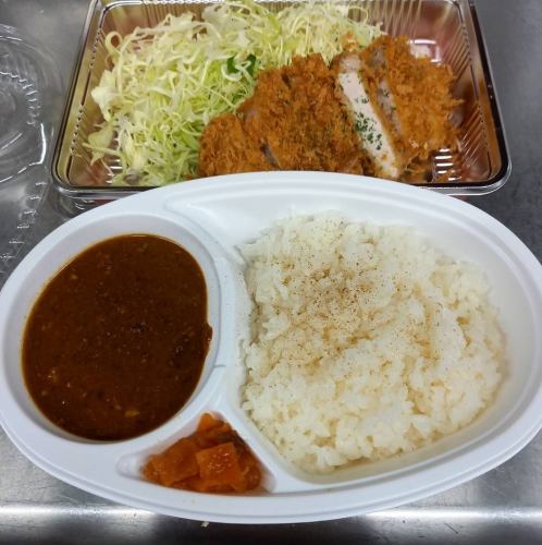 ロースカツカレー定食