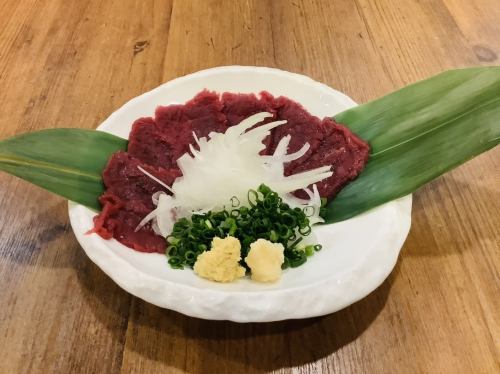 [Dinner] Horse meat sashimi (red meat)