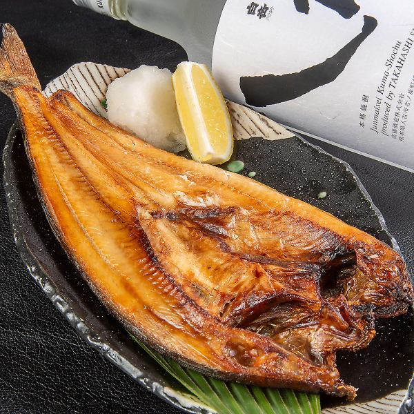 独自ルートより仕入れる和食20年以上の大将が届ける鮮魚が自慢。豊富な鮮魚料理をご堪能あれ