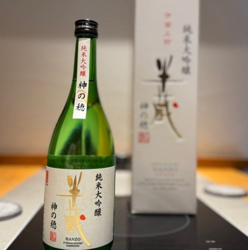 各種の日本酒を各種取り揃えております
