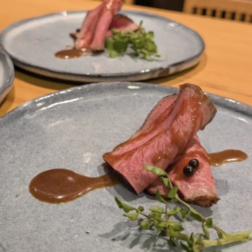 味はもちろん、目でも楽しむ美しさ。職人の手腕が生み出す一皿