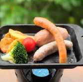 Three kinds of sausage teppanyaki