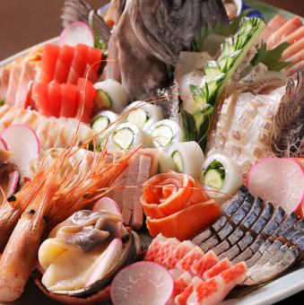 Ten kinds of seasonal sashimi (for one person)