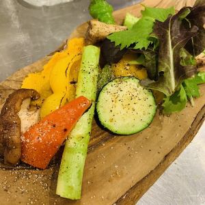 Charcoal grilled vegetables