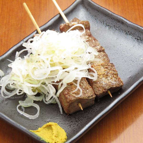 A variety of skewers and daily menus are also available.There are also abundant rare sake!