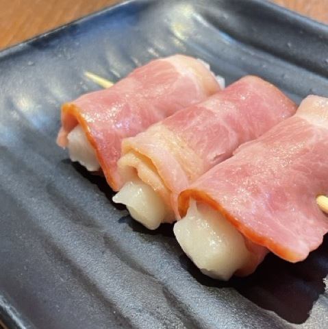 チーズ入り　もちベーコン串
